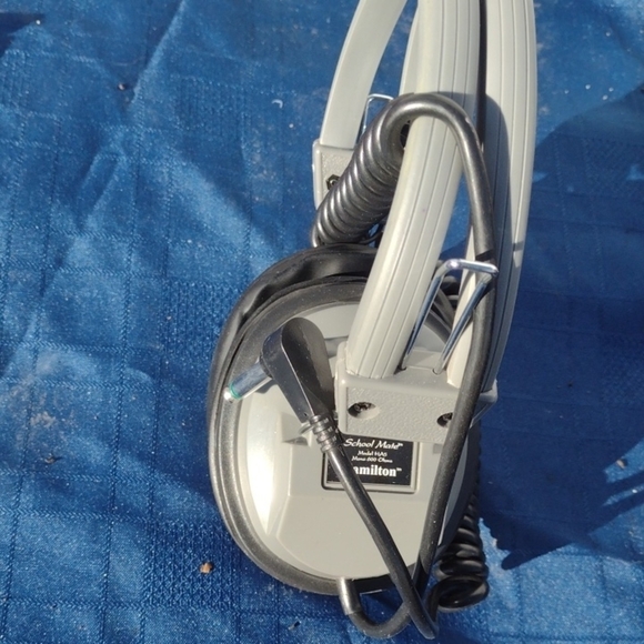 Hamilton Headphones NWOT model ha5 - Picture 1 of 2